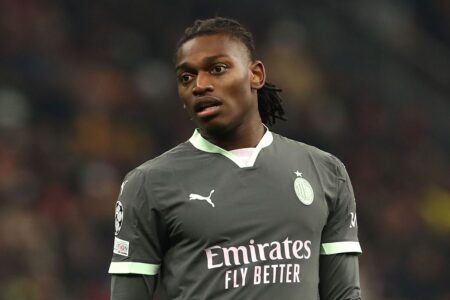 Челси може да привлече Леао от Милан само за €79,7 милиона