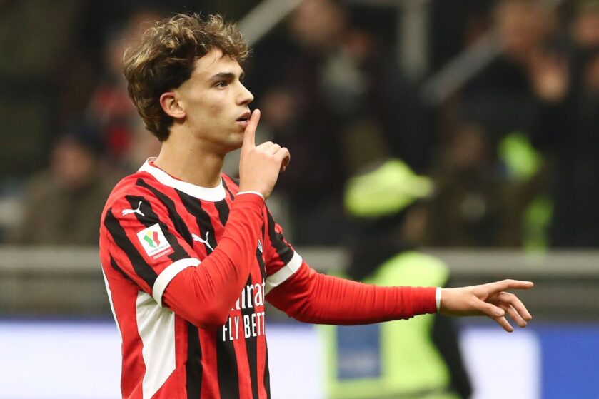 Милан продава Леао, за да откупи Феликс и Уокър