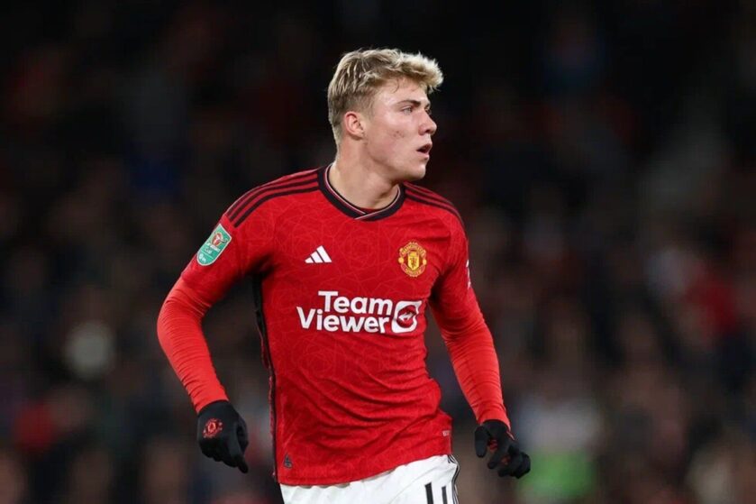 Ювентус и Манчестър Юнайтед готвят любопитна размяна на нападатели