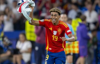 Ламин Ямал се забърка в скандал след парти