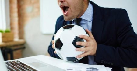 rolyata-futbolnite-agenti-suvremennata-igra